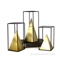 Ornamentos de pirâmide geométrica criativa com material de ferro